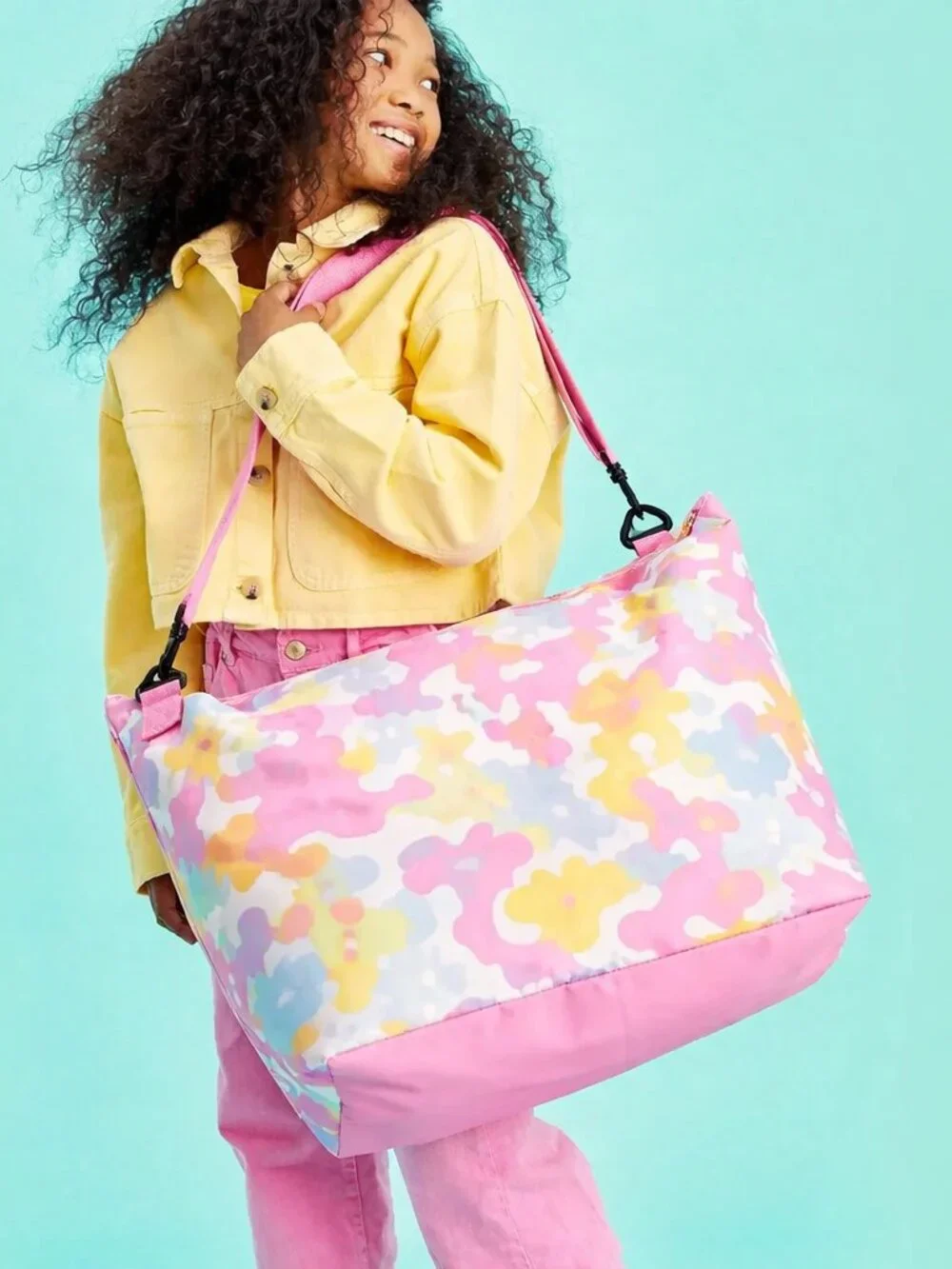 Iscream Rainbow Camo Weekender Bag Overnight Travel Summer Duffle Sleepover Bag